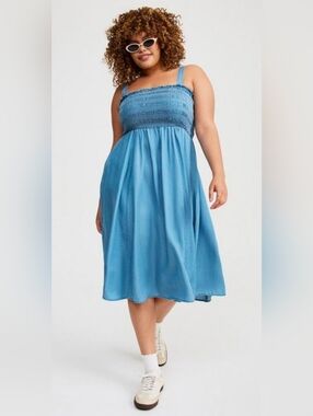 Nwot Torrid Light Blue Lyocell Fabric Garment - Soft Chambray Tone Plus Size 2X